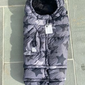 NWT 7 a.m. Enfant 212 stroller blanket